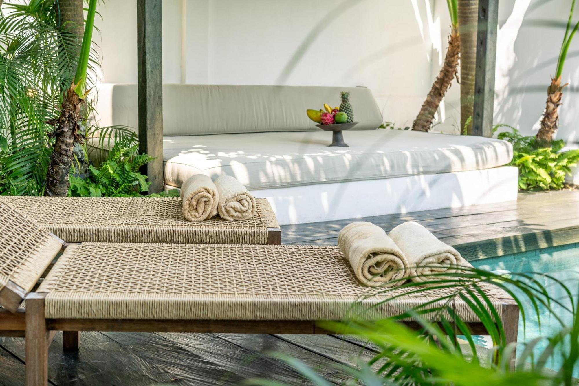 Villa Yogi Surf 2 Canggu Exterior photo